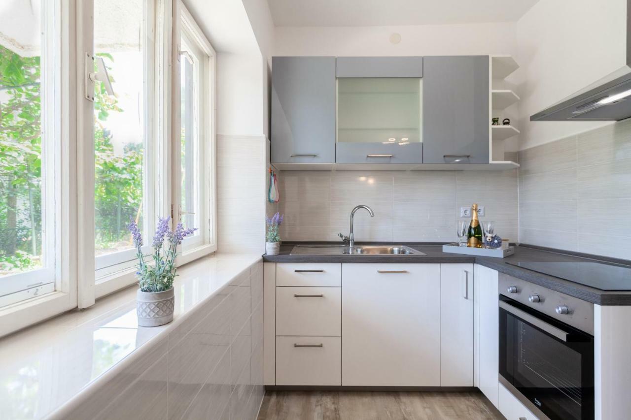 Apartment Ema Premantura Luaran gambar
