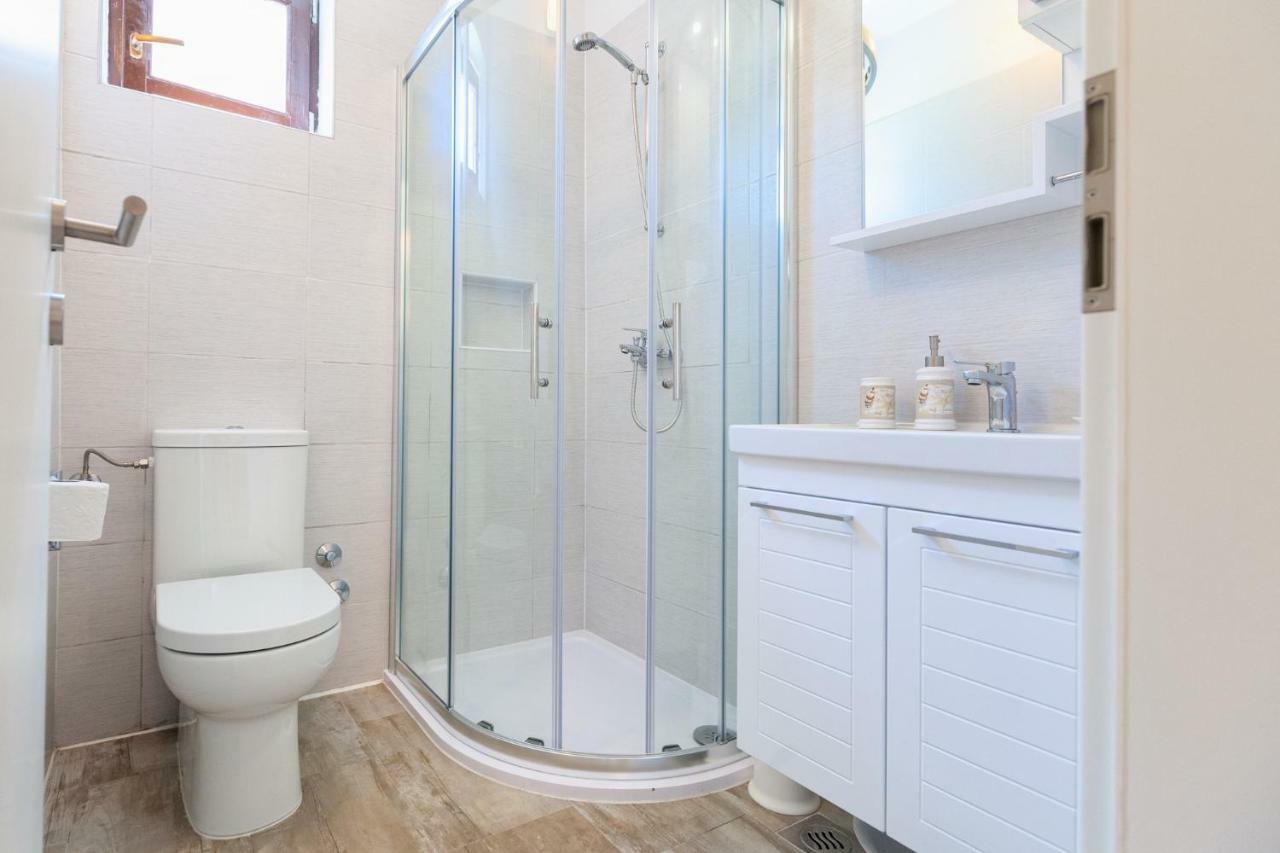 Apartment Ema Premantura Luaran gambar