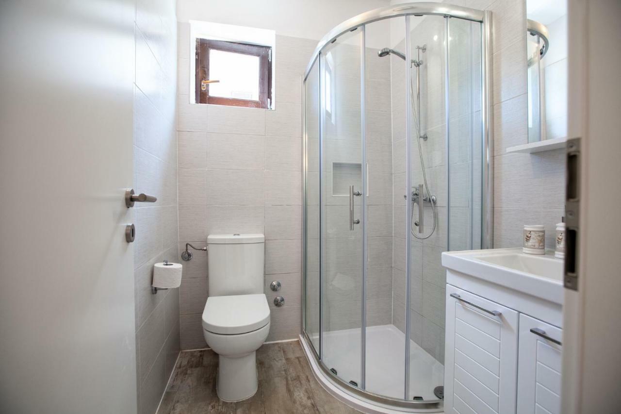 Apartment Ema Premantura Luaran gambar